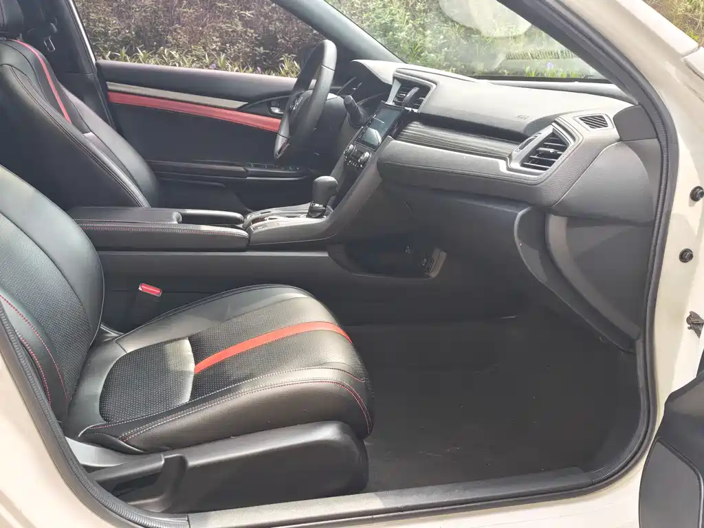 Honda Civic — фото 13