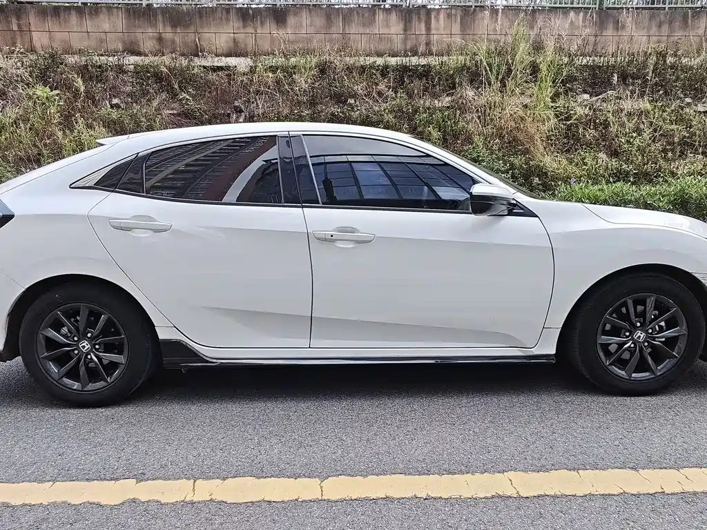 Honda Civic — фото 6