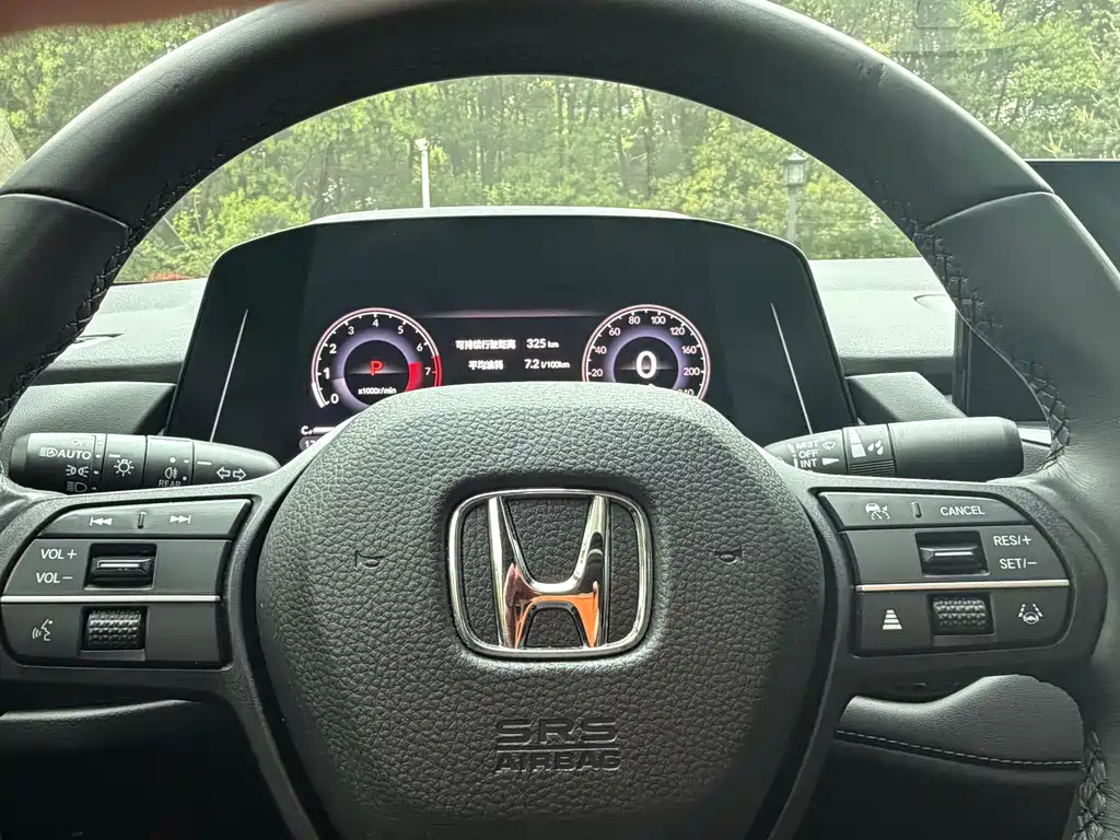 Honda Inspire — фото 13