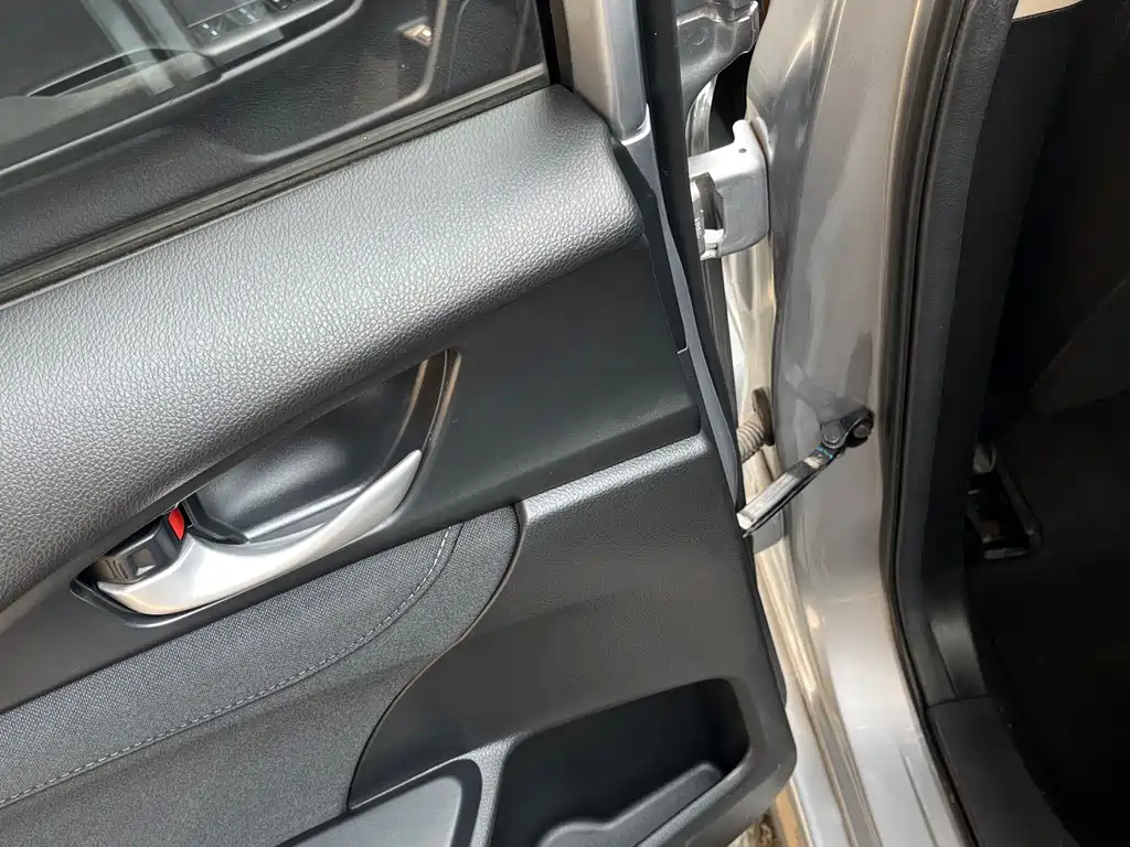 Honda Civic — фото 8