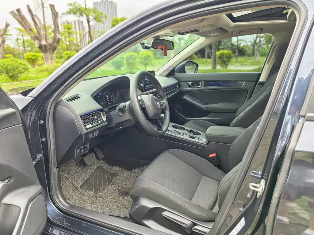 Honda Civic — фото 8