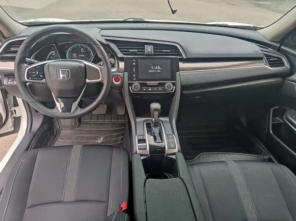 Honda Civic — фото 5