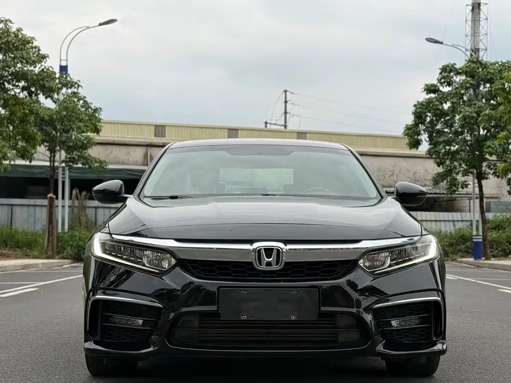 Honda Inspire — фото 2