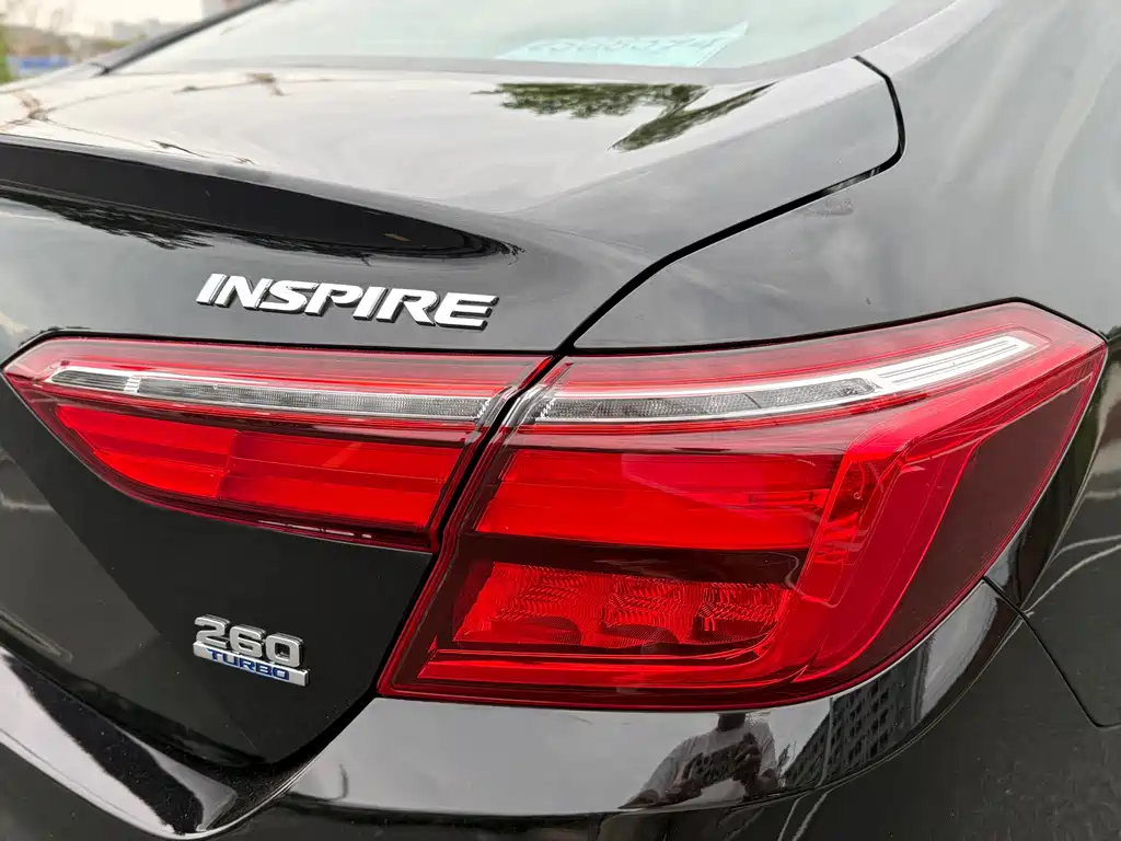 Honda Inspire — фото 7