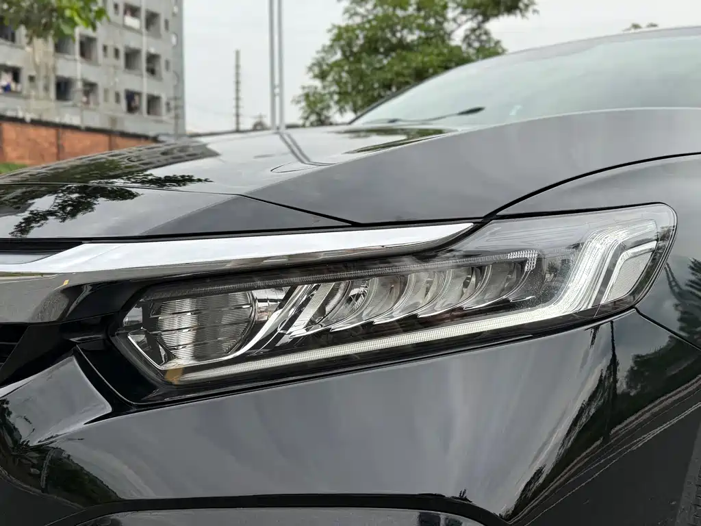 Honda Inspire — фото 8