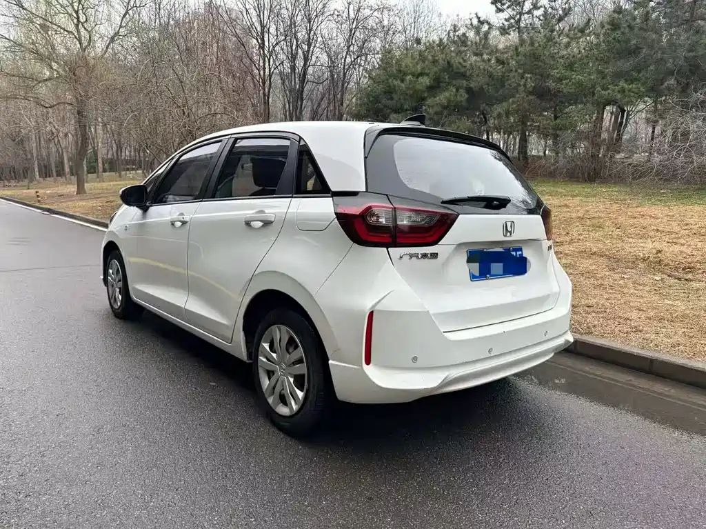 Honda Fit — фото 3