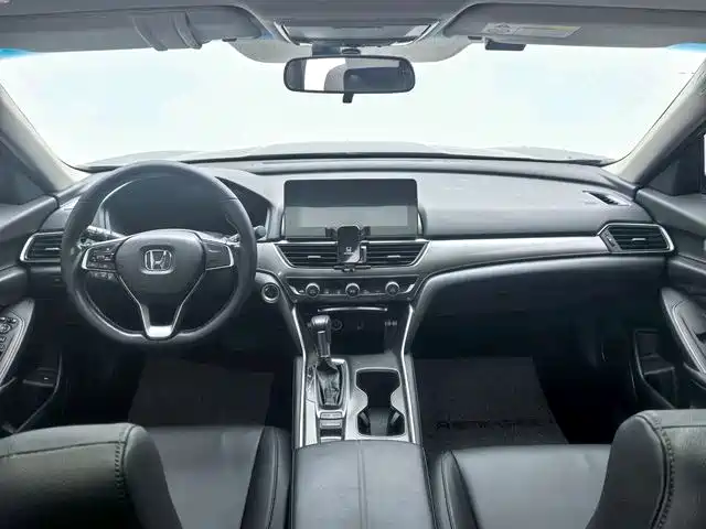 Honda Accord — фото 4