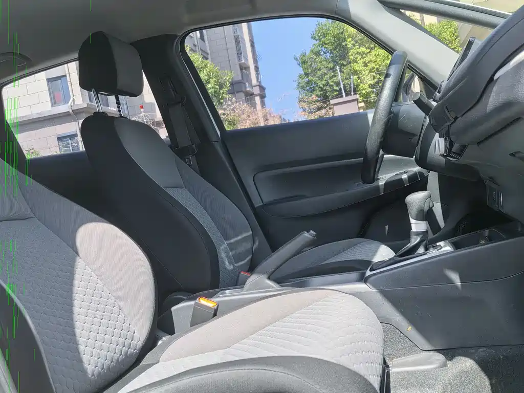 Honda Fit — фото 17