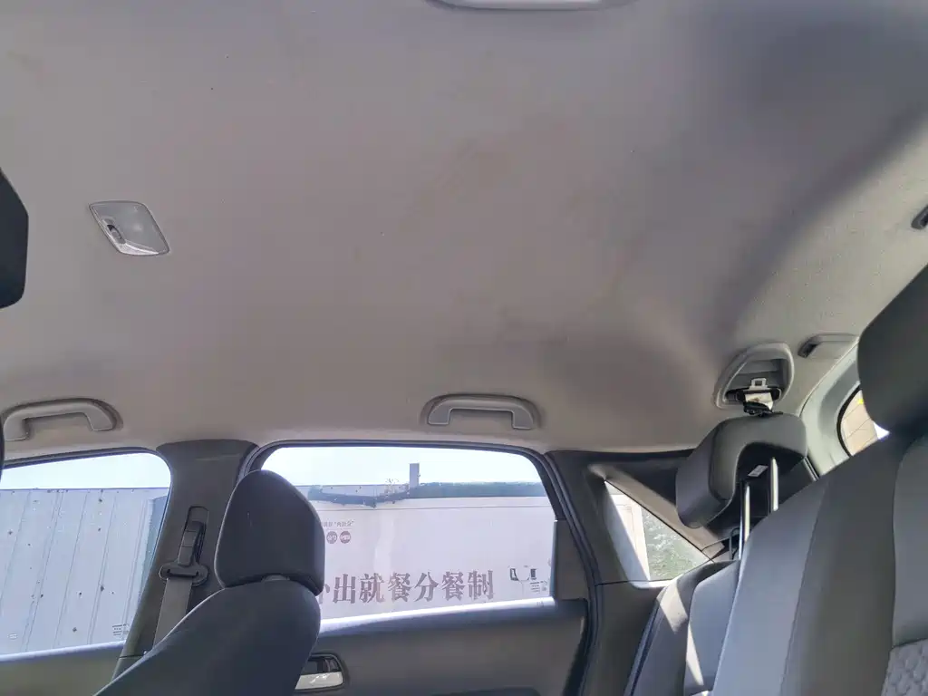 Honda Fit — фото 10