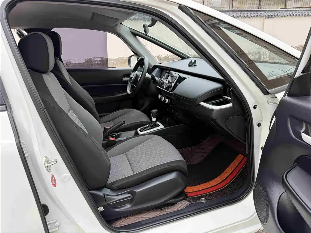 Honda Fit — фото 6