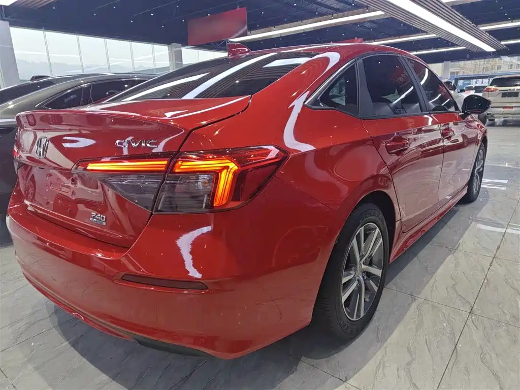 Honda Civic — фото 7