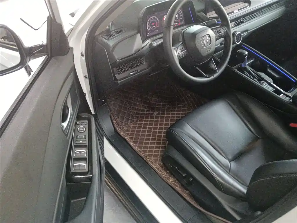 Honda Accord — фото 13
