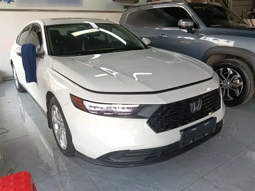 Honda Accord — фото 20