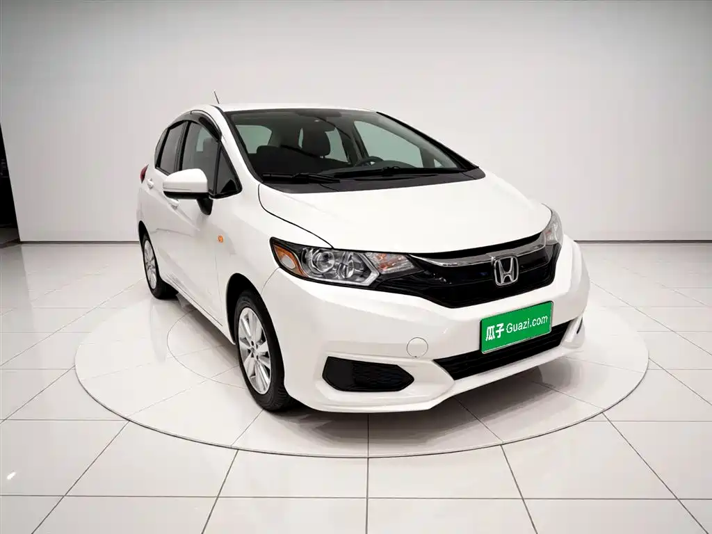 Honda Fit — фото 4