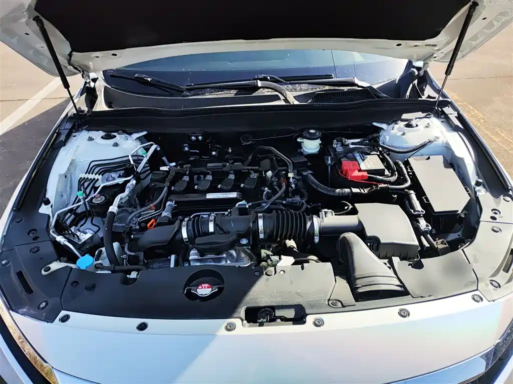 Honda Accord — фото 20