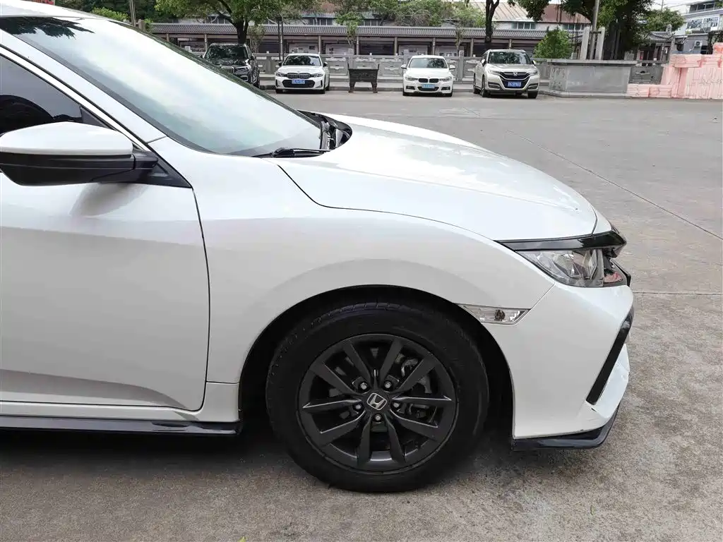 Honda Civic — фото 30