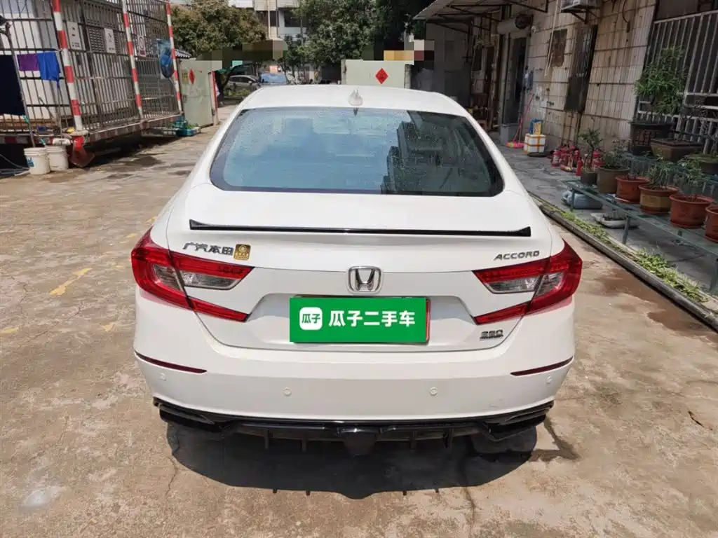 Honda Accord — фото 6