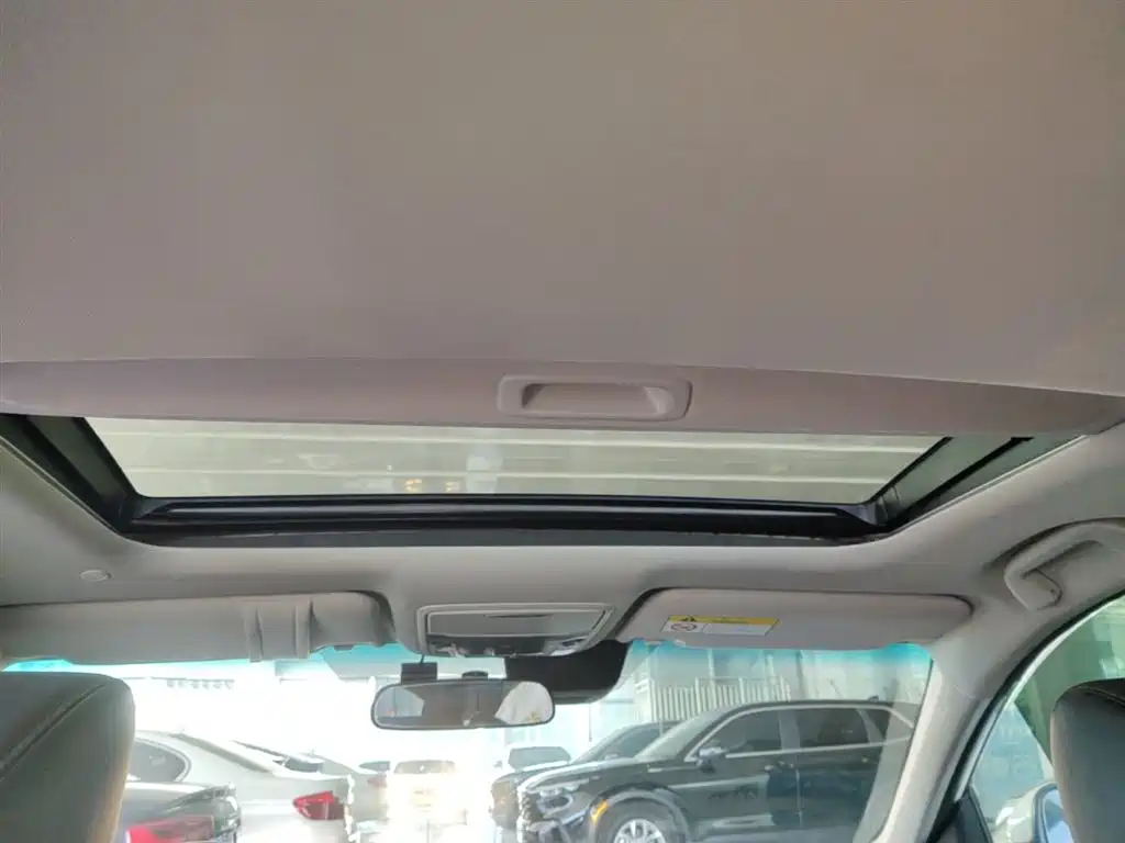Honda Accord — фото 18