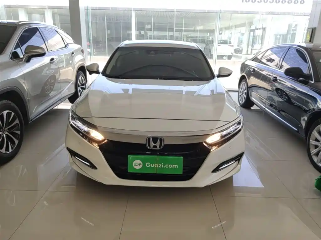 Honda Accord — фото 3
