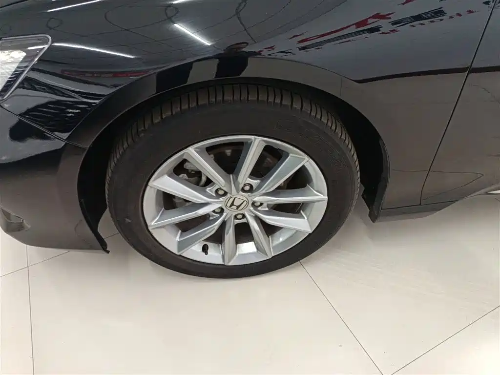 Honda Accord — фото 23
