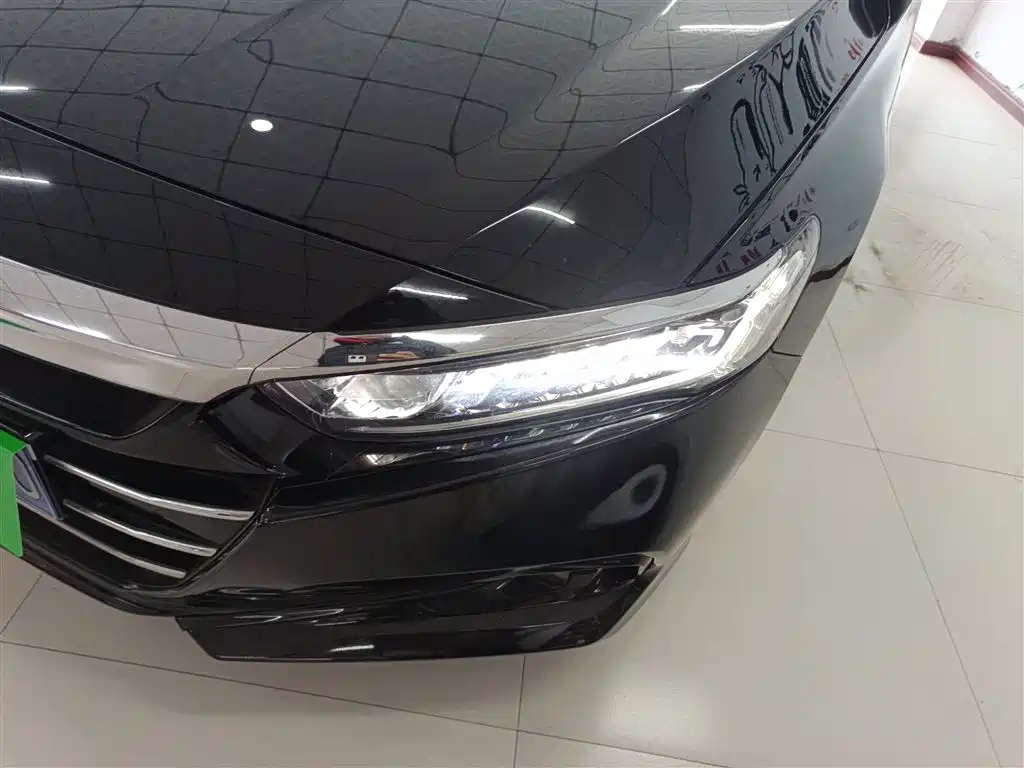Honda Accord — фото 24