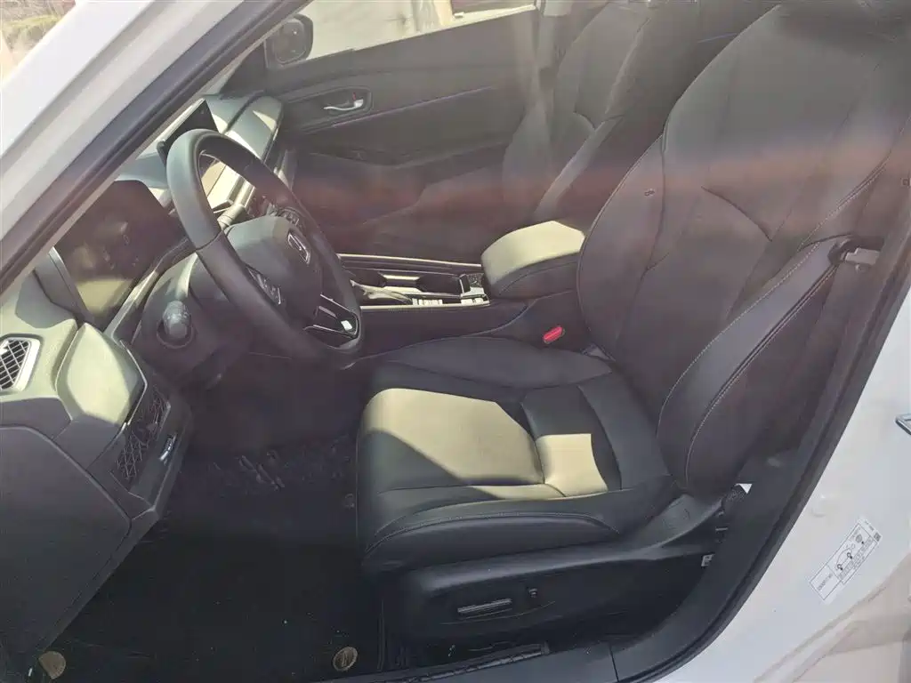 Honda Accord — фото 15