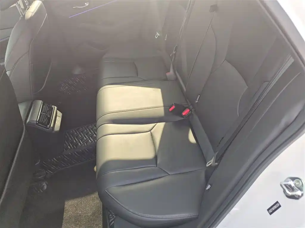 Honda Accord — фото 17