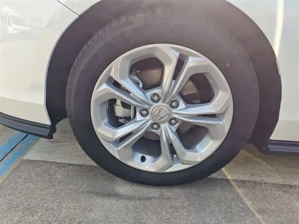 Honda Accord — фото 23