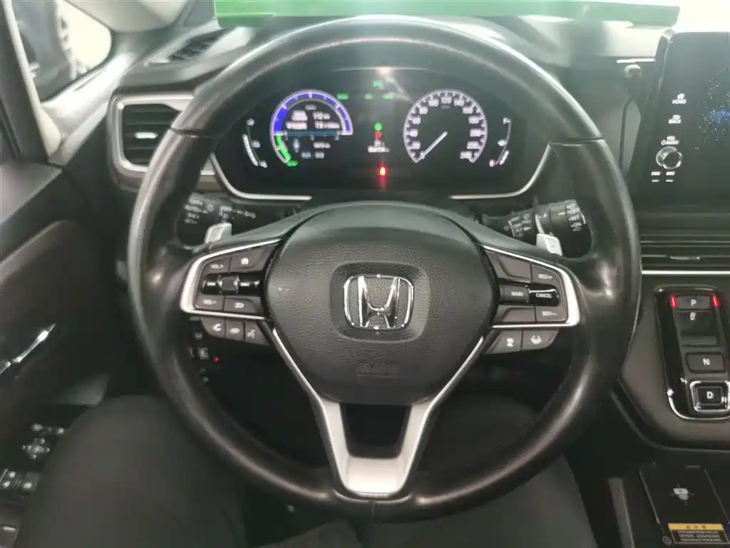Honda Odyssey — фото 11
