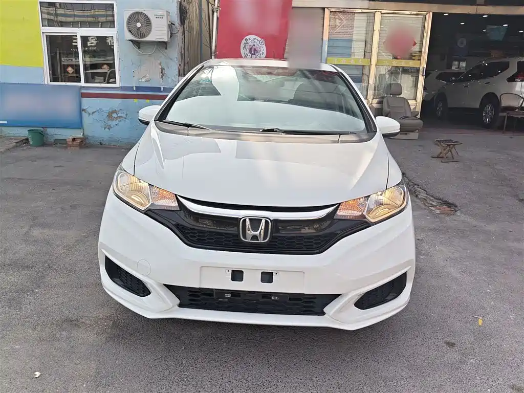 Honda Fit — фото 3