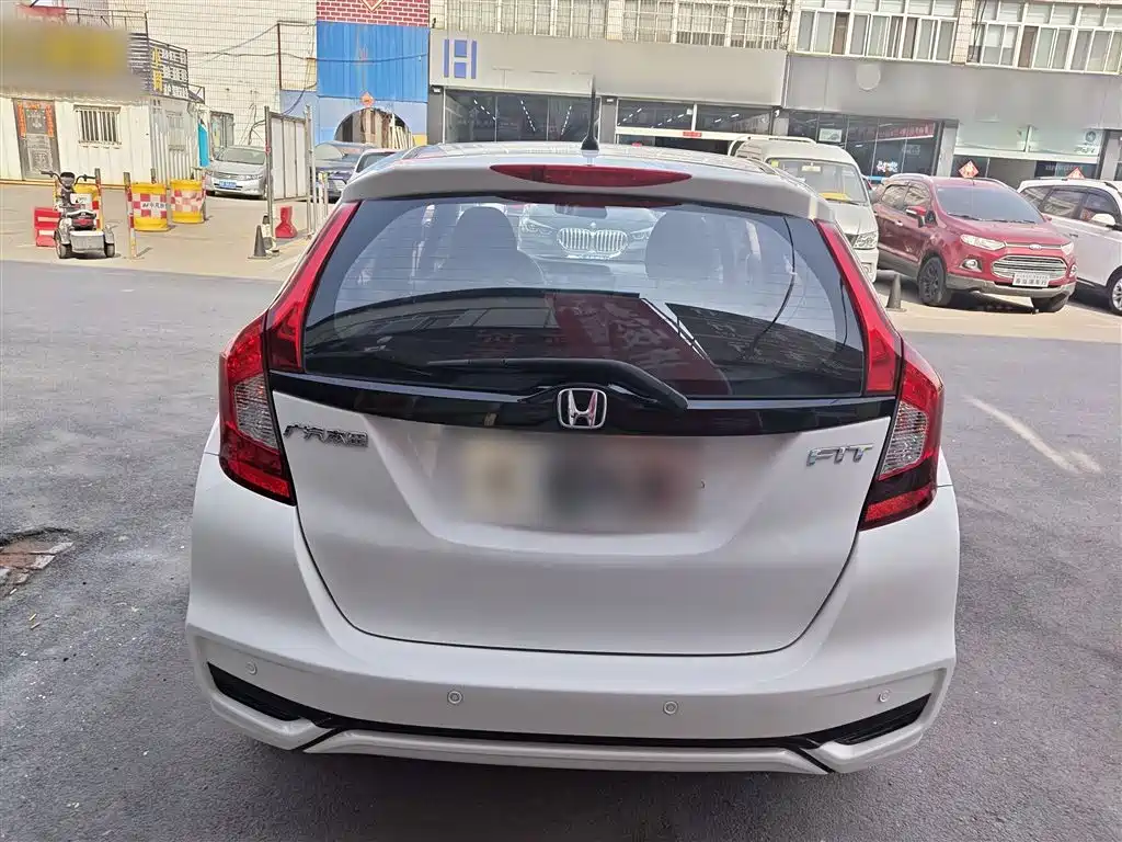 Honda Fit — фото 6