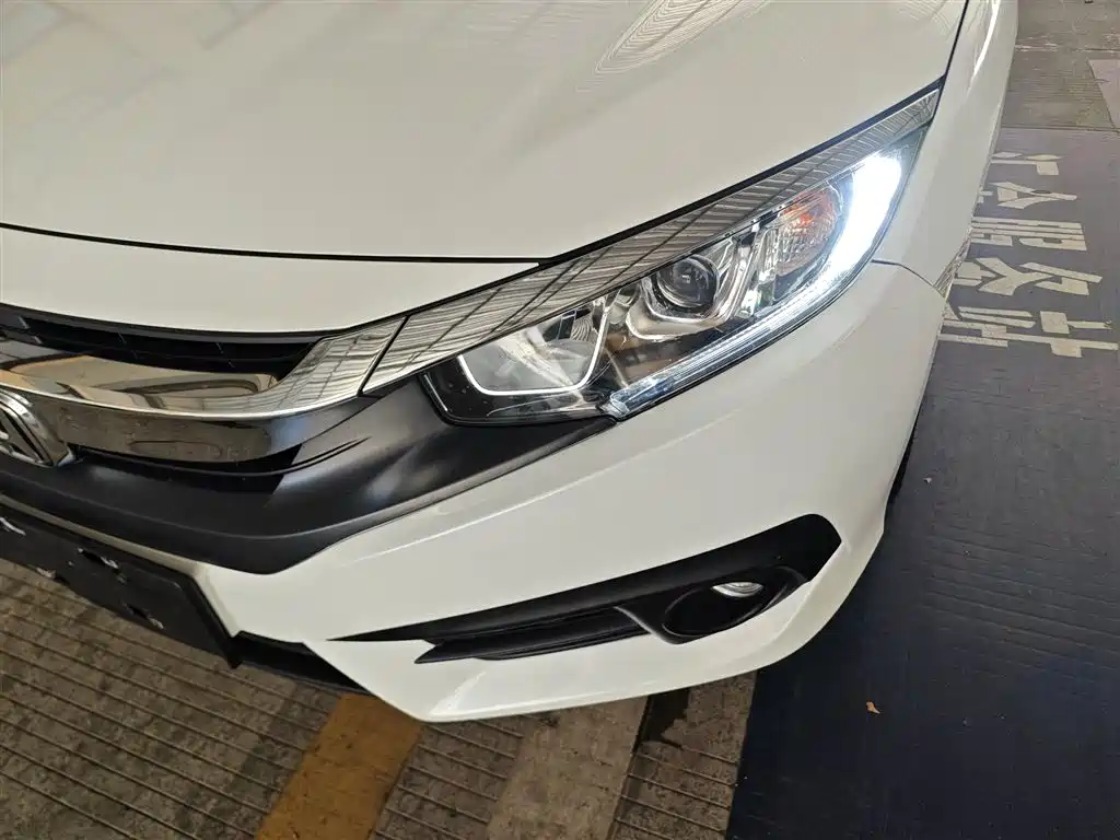 Honda Civic — фото 24