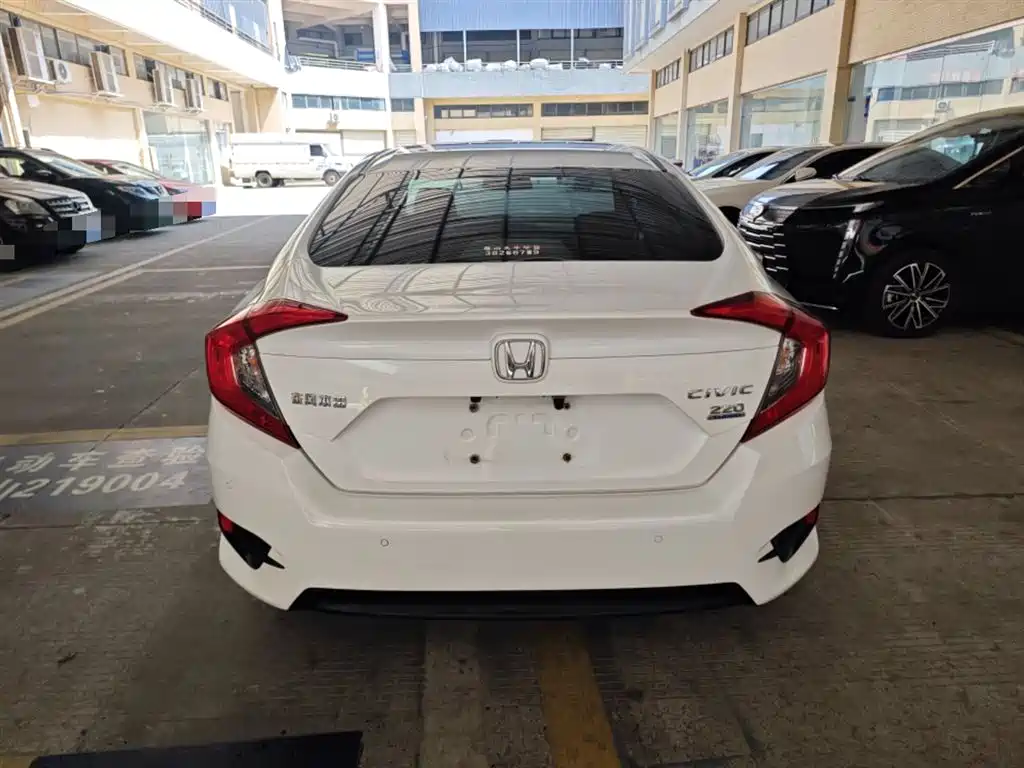 Honda Civic — фото 6