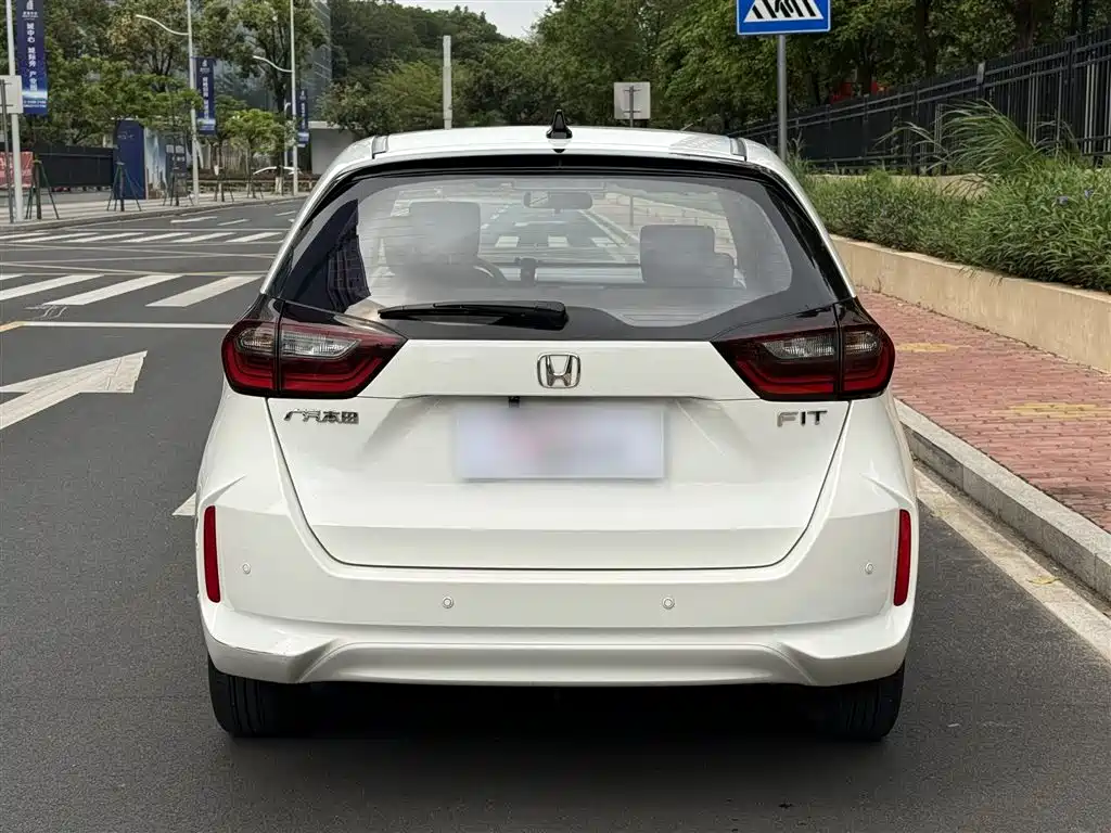 Honda Fit — фото 23