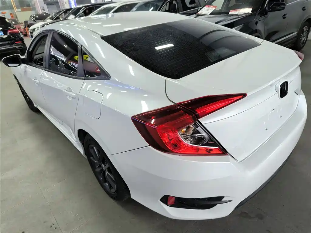 Honda Civic — фото 23