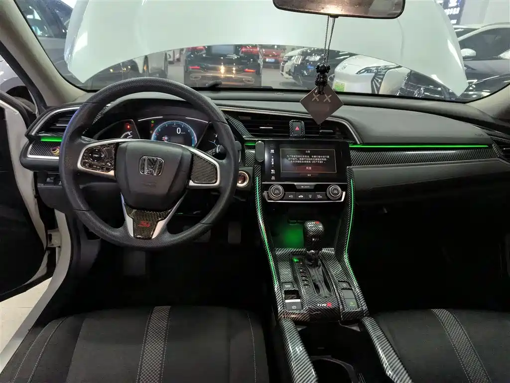 Honda Civic — фото 6