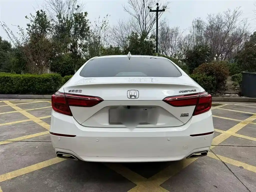 Honda Inspire — фото 15