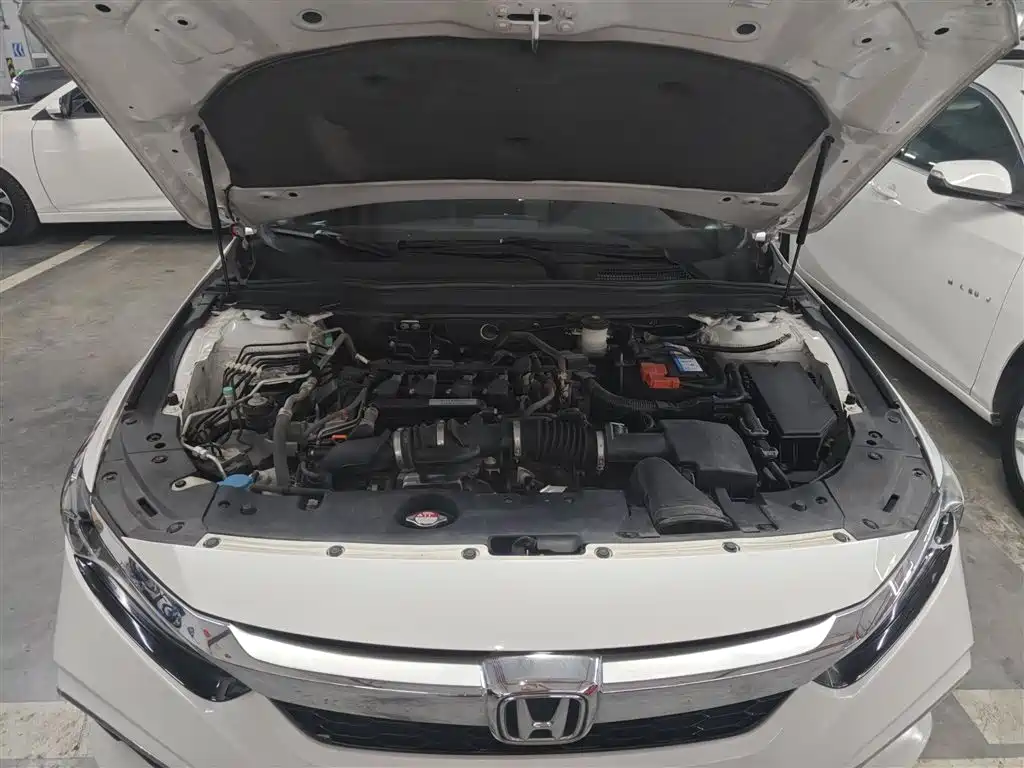 Honda Inspire — фото 20