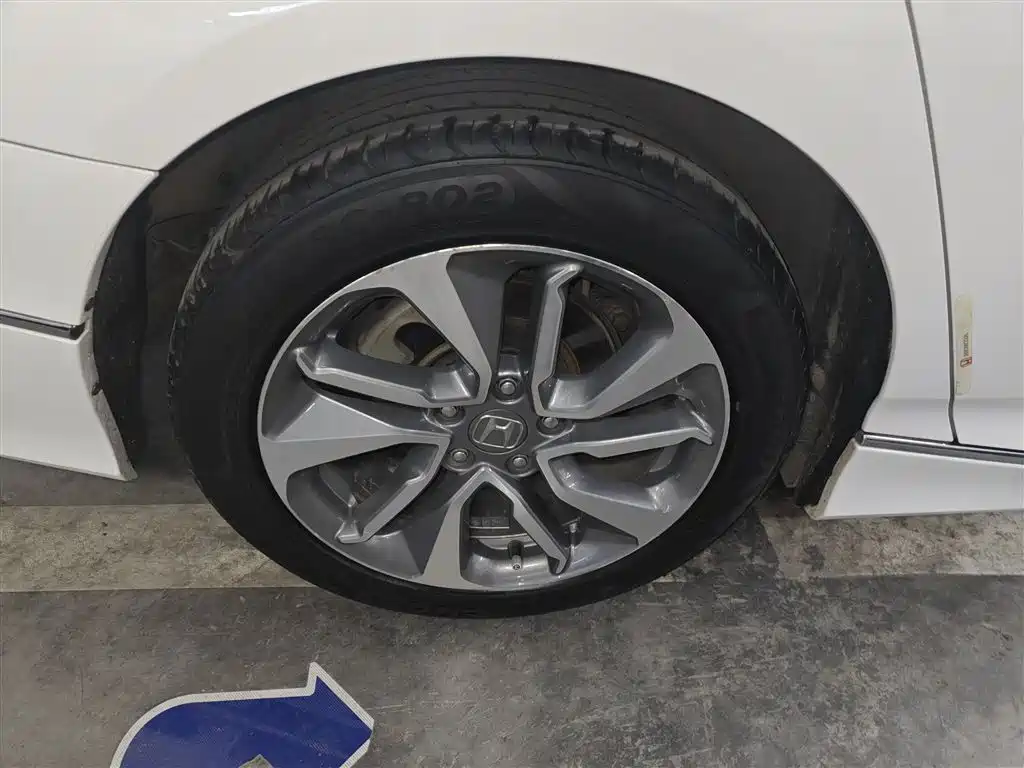 Honda Inspire — фото 10