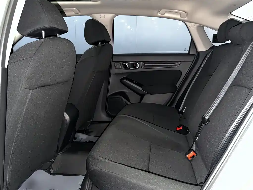 Honda Civic — фото 11
