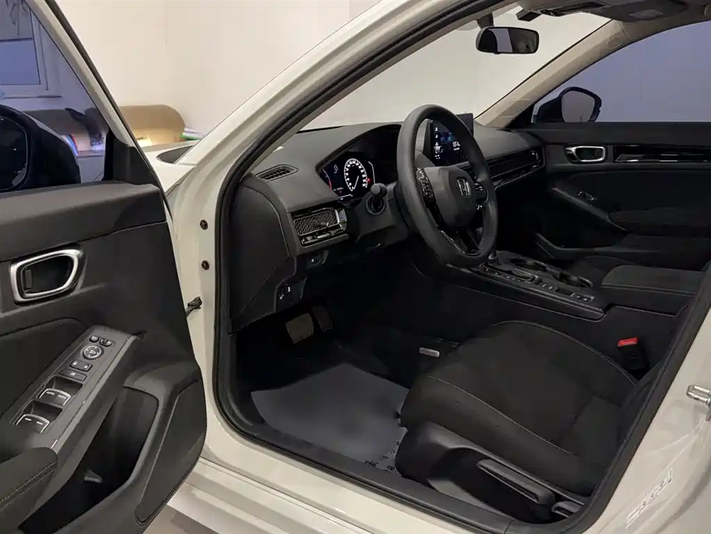 Honda Civic — фото 8