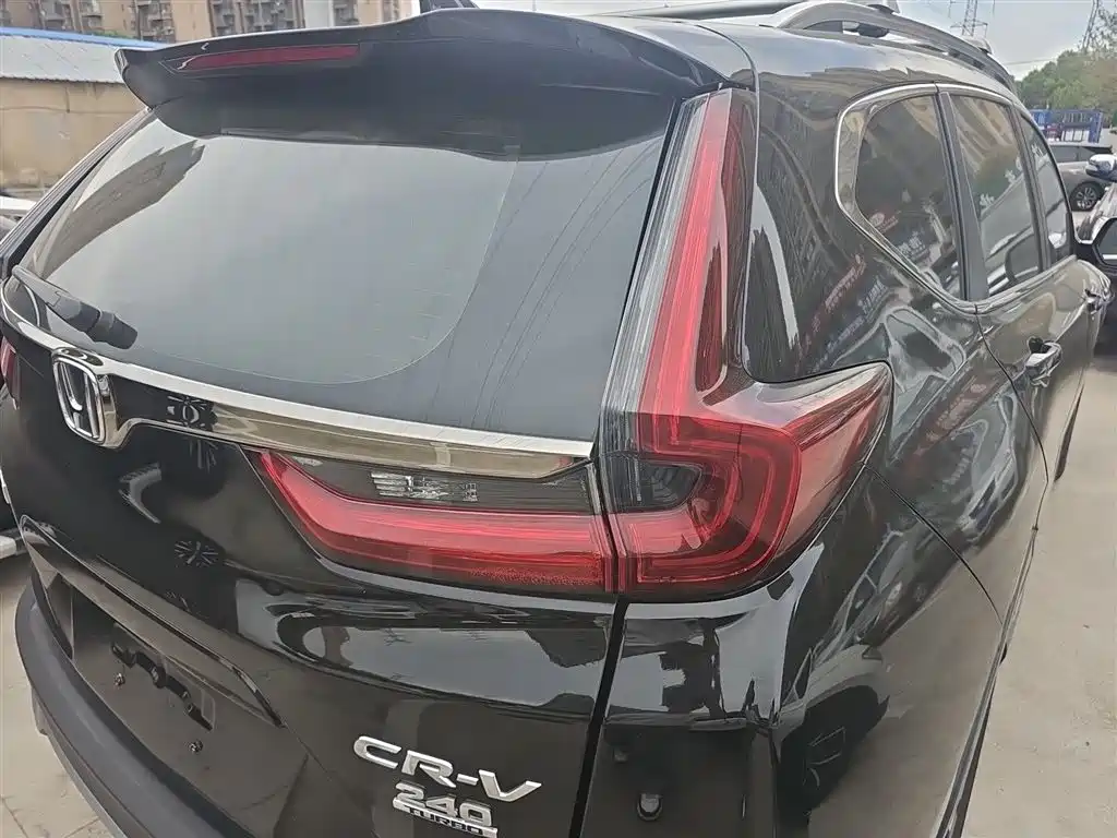 Honda CR-V — фото 8