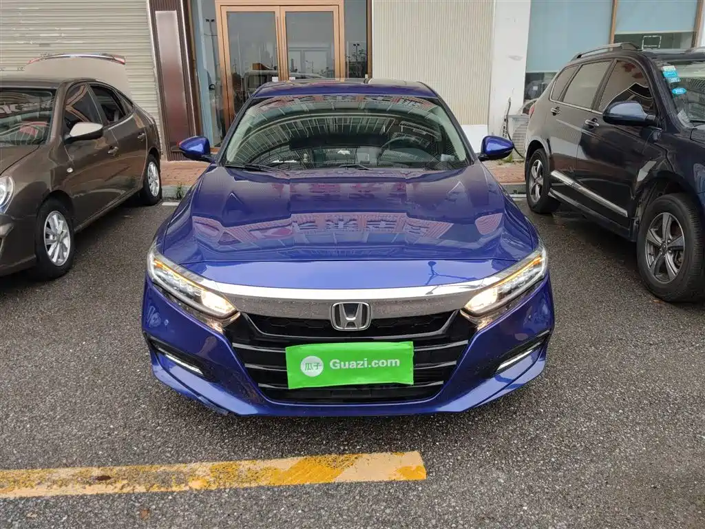Honda Accord — фото 3