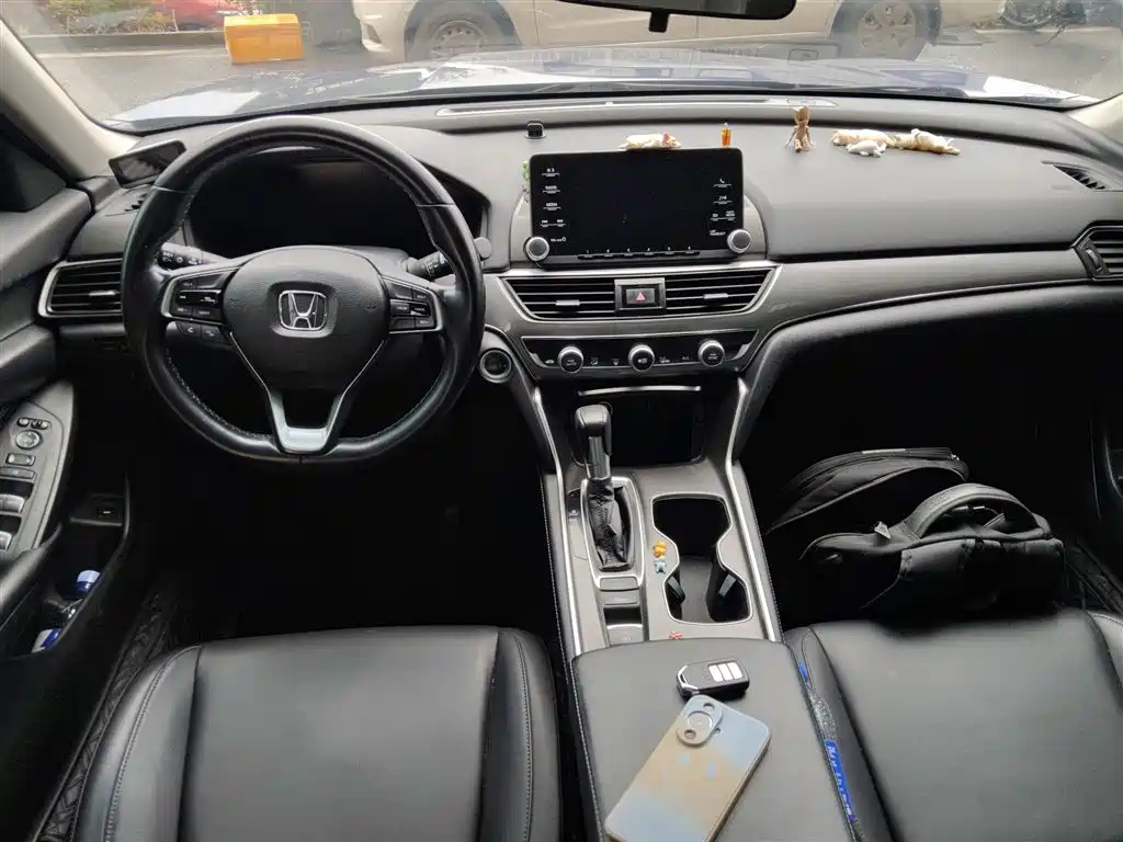 Honda Accord — фото 6
