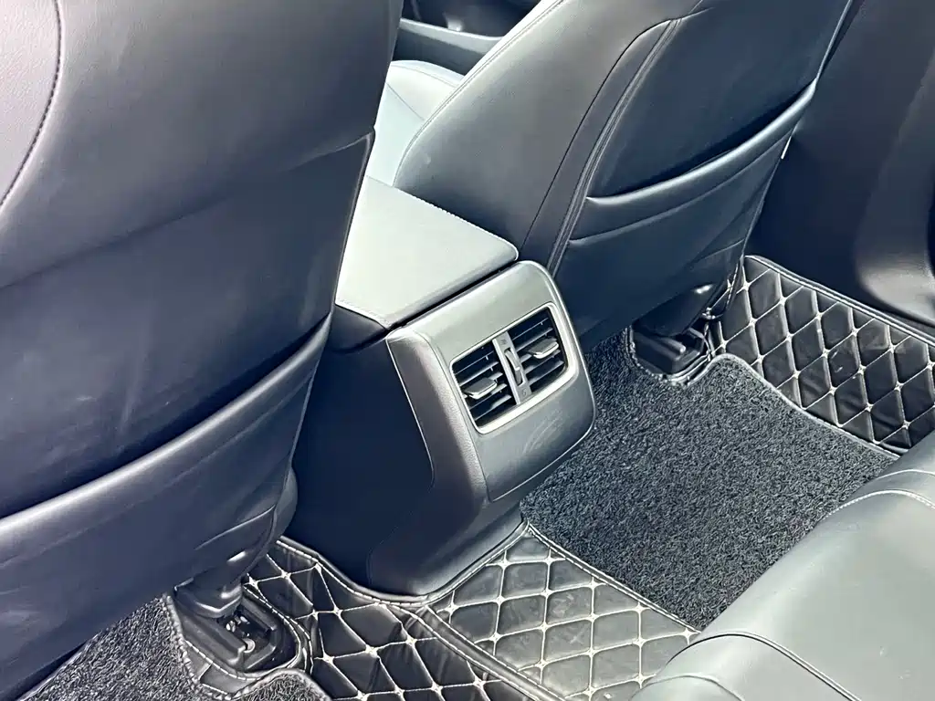 Honda Accord — фото 20
