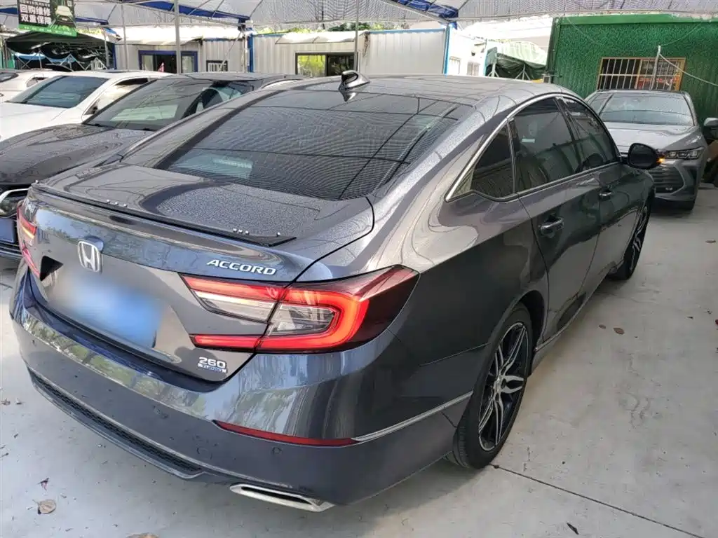 Honda Accord — фото 5