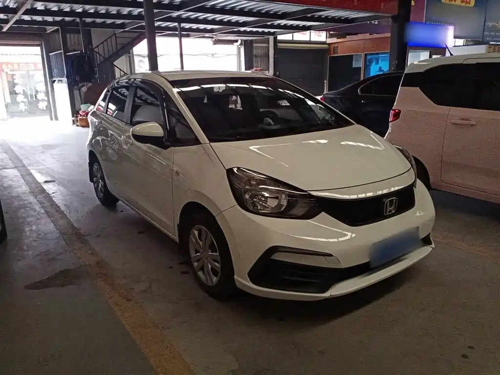 Honda Fit — фото 4