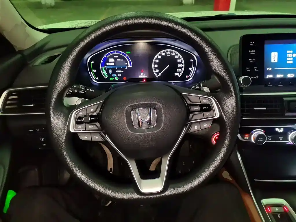 Honda Inspire — фото 3