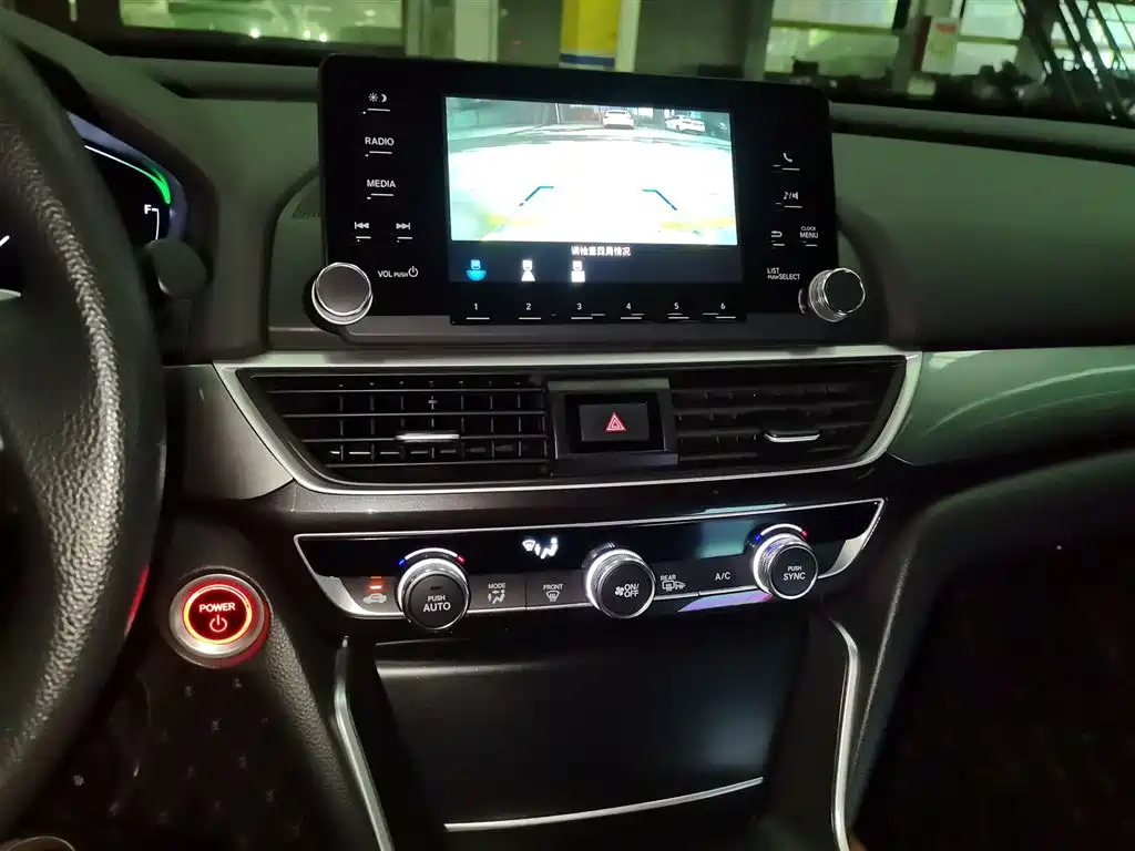 Honda Inspire — фото 6