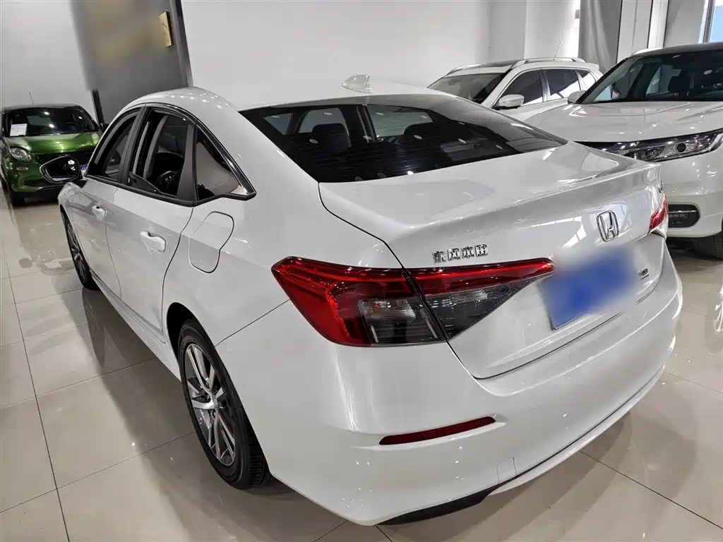 Honda Civic — фото 5